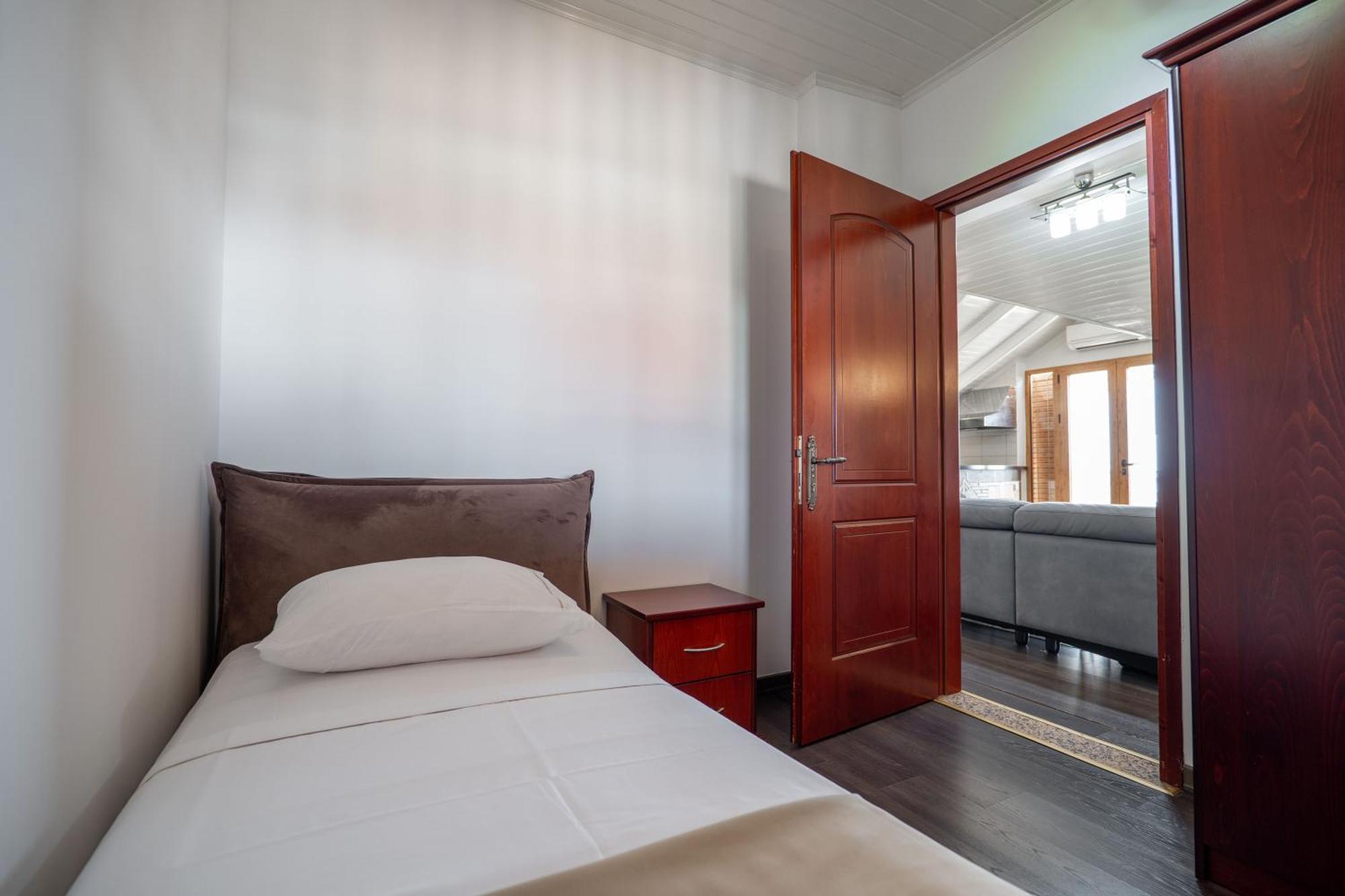 Hotel Castle Ksamil Ngoại thất bức ảnh