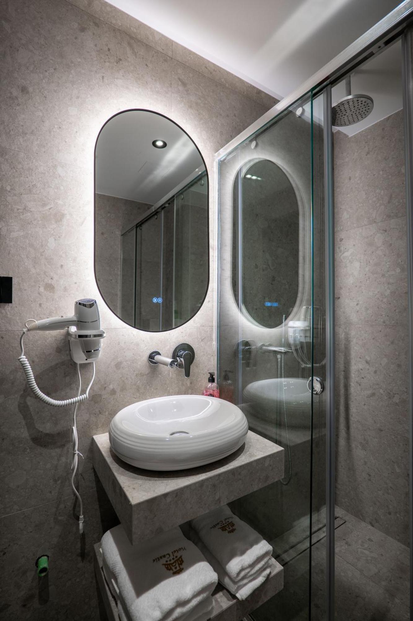 Hotel Castle Ksamil Ngoại thất bức ảnh